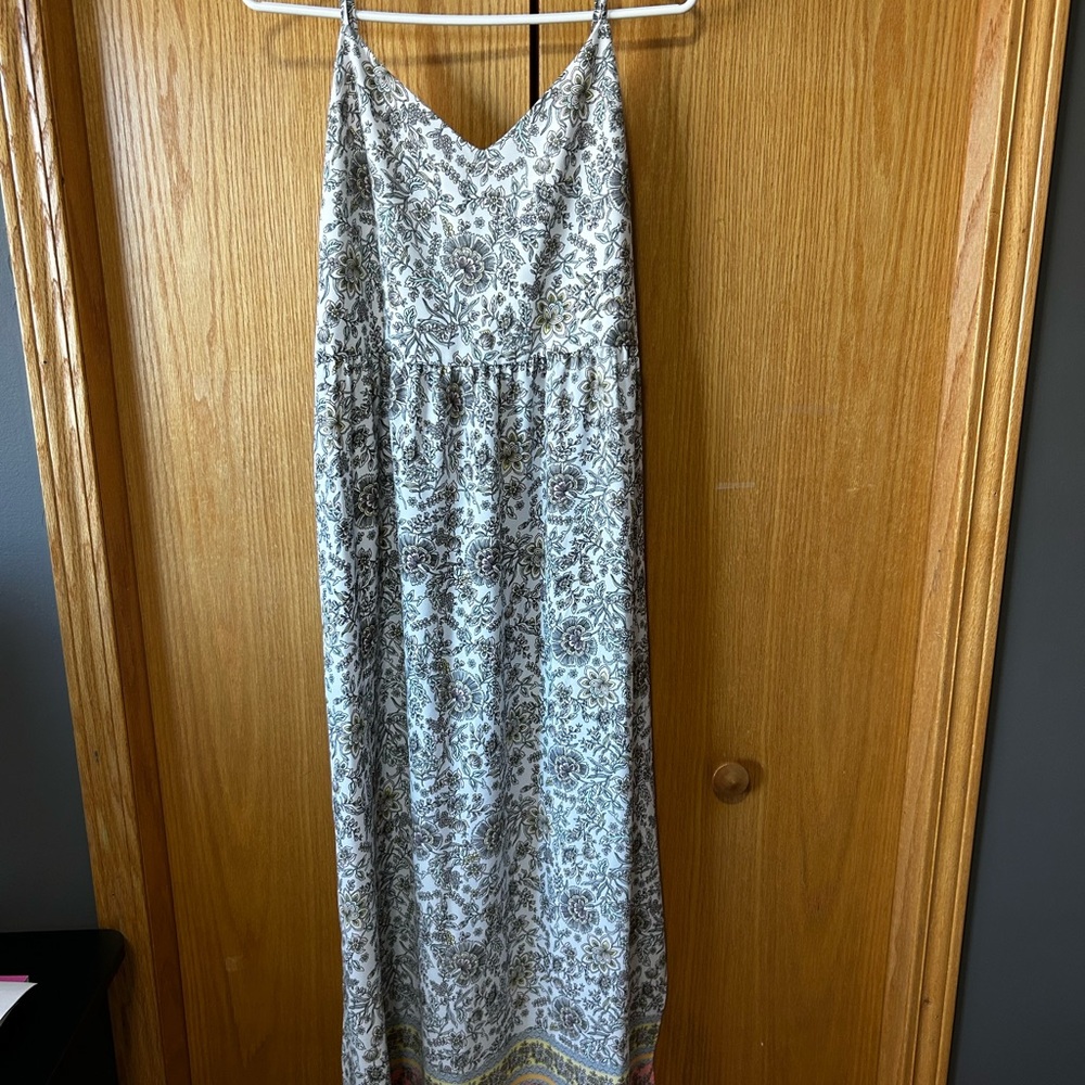 LOFT Floral Maxi Dress - Gray and White
